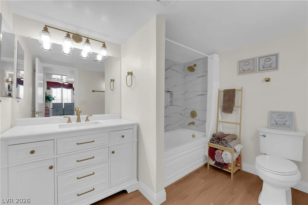 8101 Flamingo, Las Vegas, NV 89147
