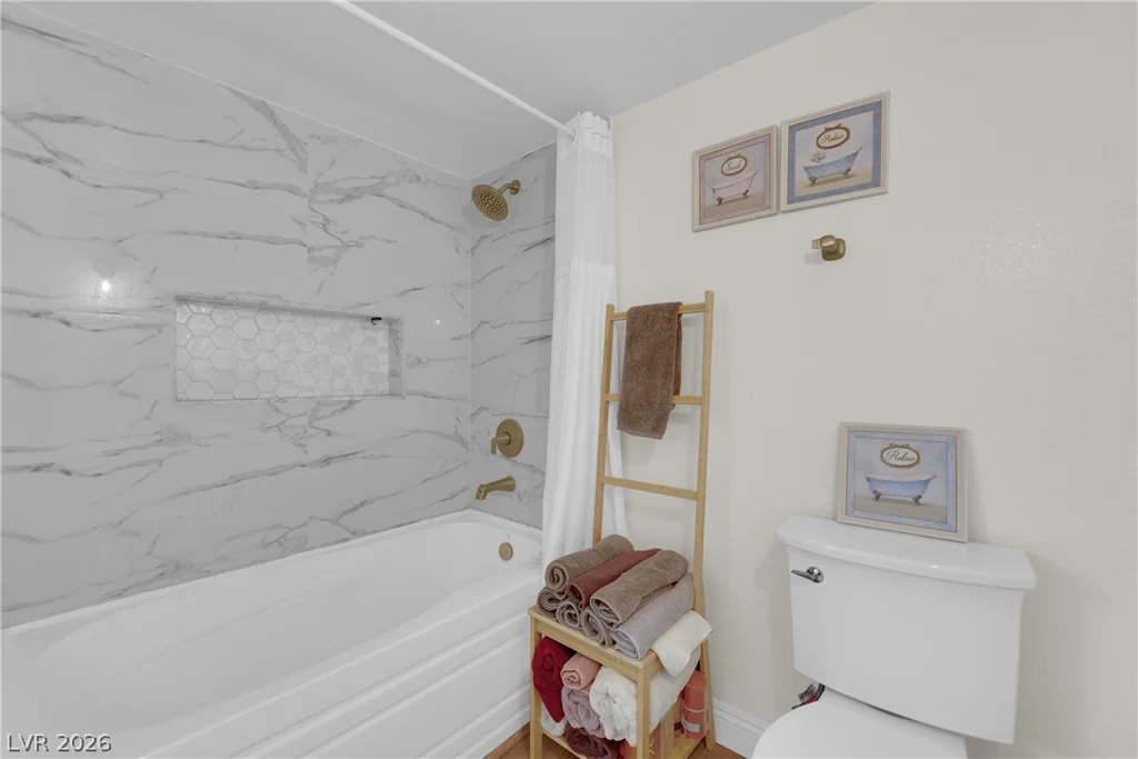 8101 Flamingo, Las Vegas, NV 89147