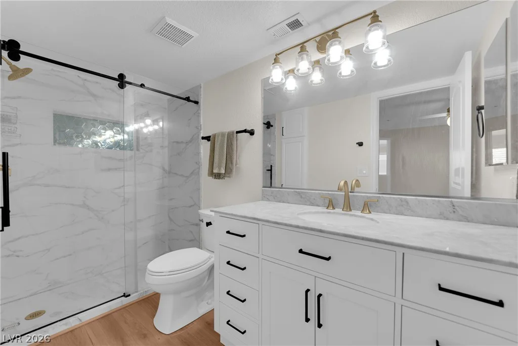 8101 Flamingo, Las Vegas, NV 89147
