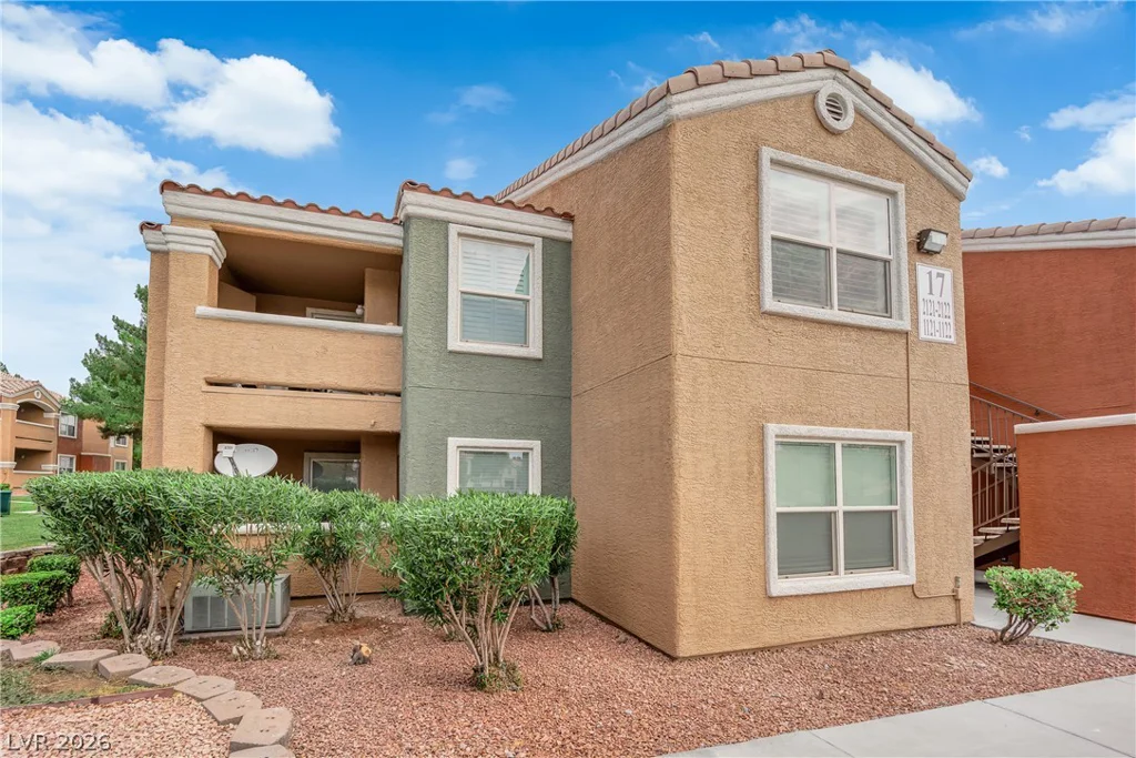 8101 Flamingo, Las Vegas, NV 89147