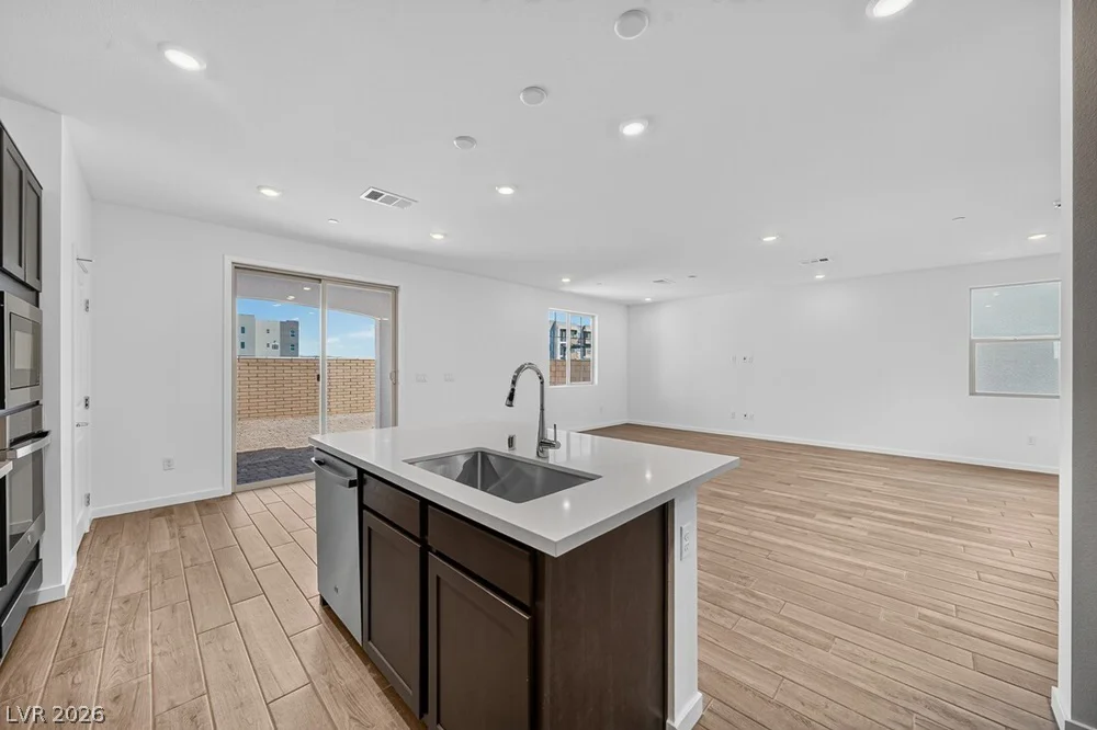 123 Tardando, Henderson, NV 89015