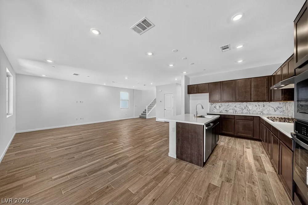 123 Tardando, Henderson, NV 89015