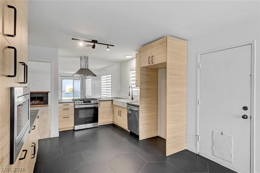7128 Montcliff, Las Vegas, NV 89147