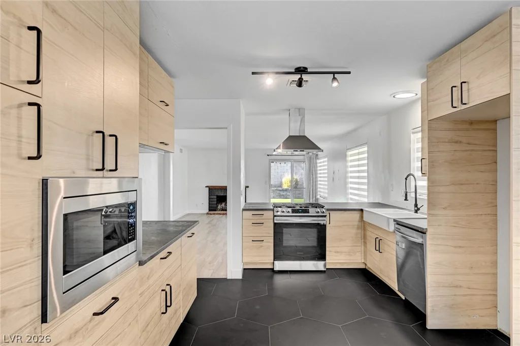 7128 Montcliff, Las Vegas, NV 89147