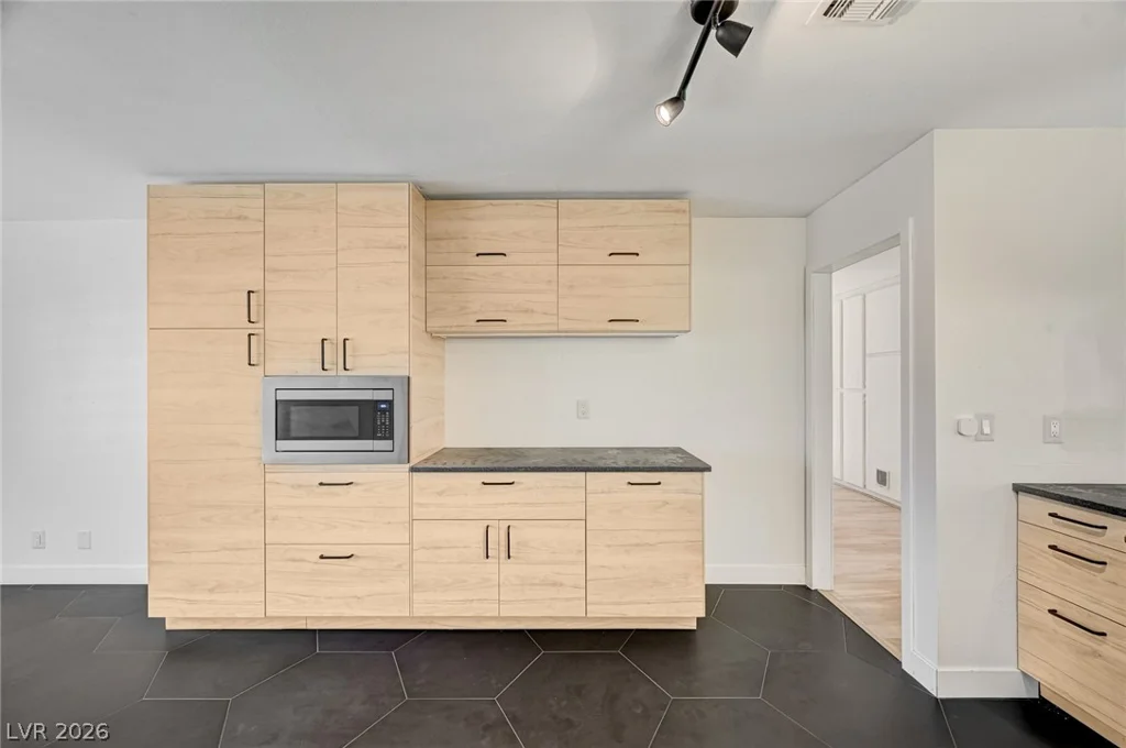 7128 Montcliff, Las Vegas, NV 89147
