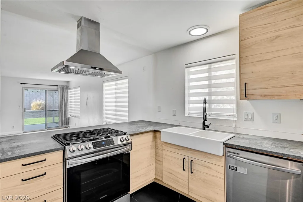 7128 Montcliff, Las Vegas, NV 89147