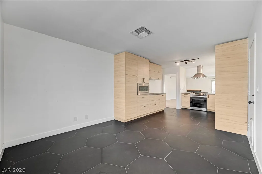 7128 Montcliff, Las Vegas, NV 89147