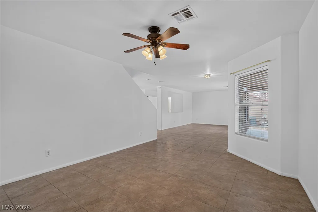6483 New Brunswick, Las Vegas, NV 89110