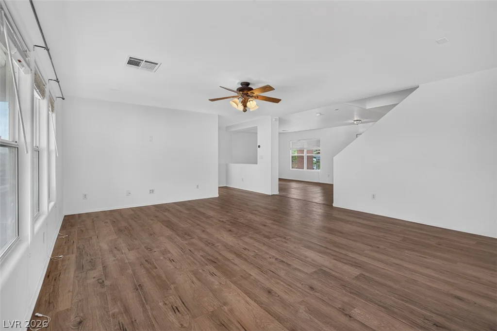 6483 New Brunswick, Las Vegas, NV 89110