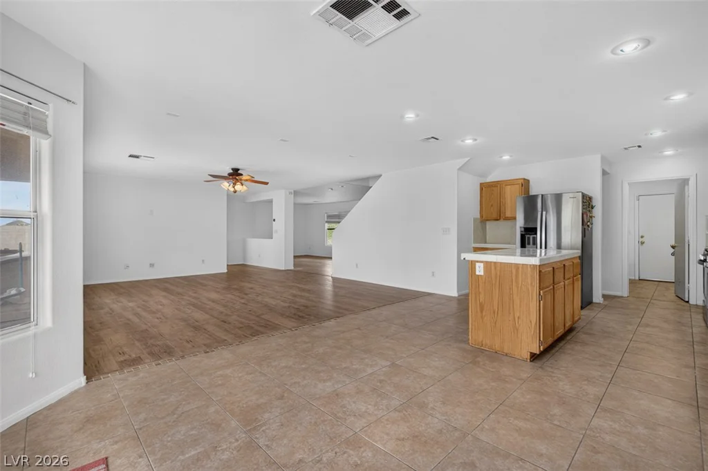 6483 New Brunswick, Las Vegas, NV 89110