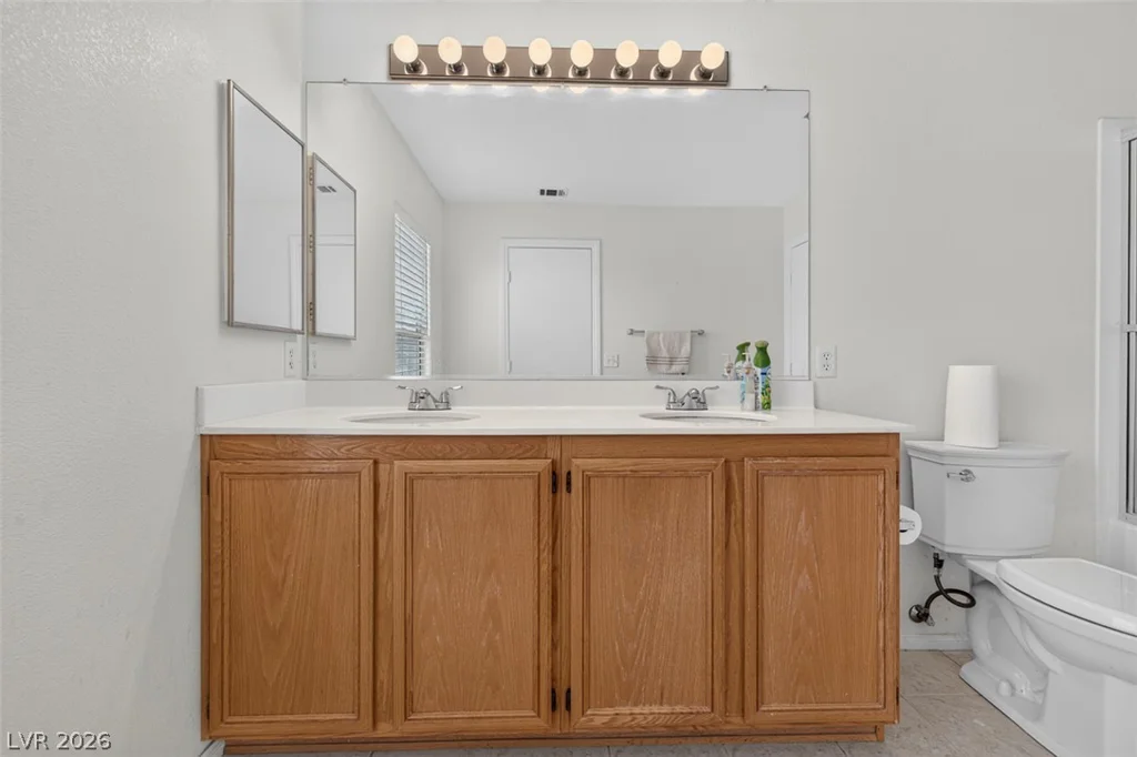 6483 New Brunswick, Las Vegas, NV 89110