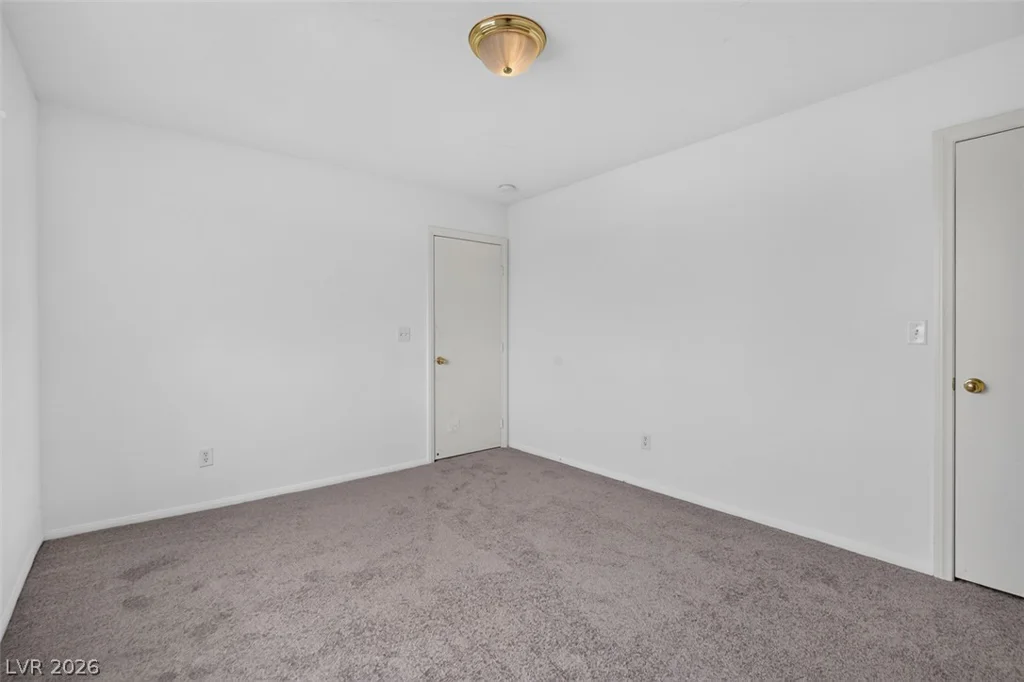 6483 New Brunswick, Las Vegas, NV 89110