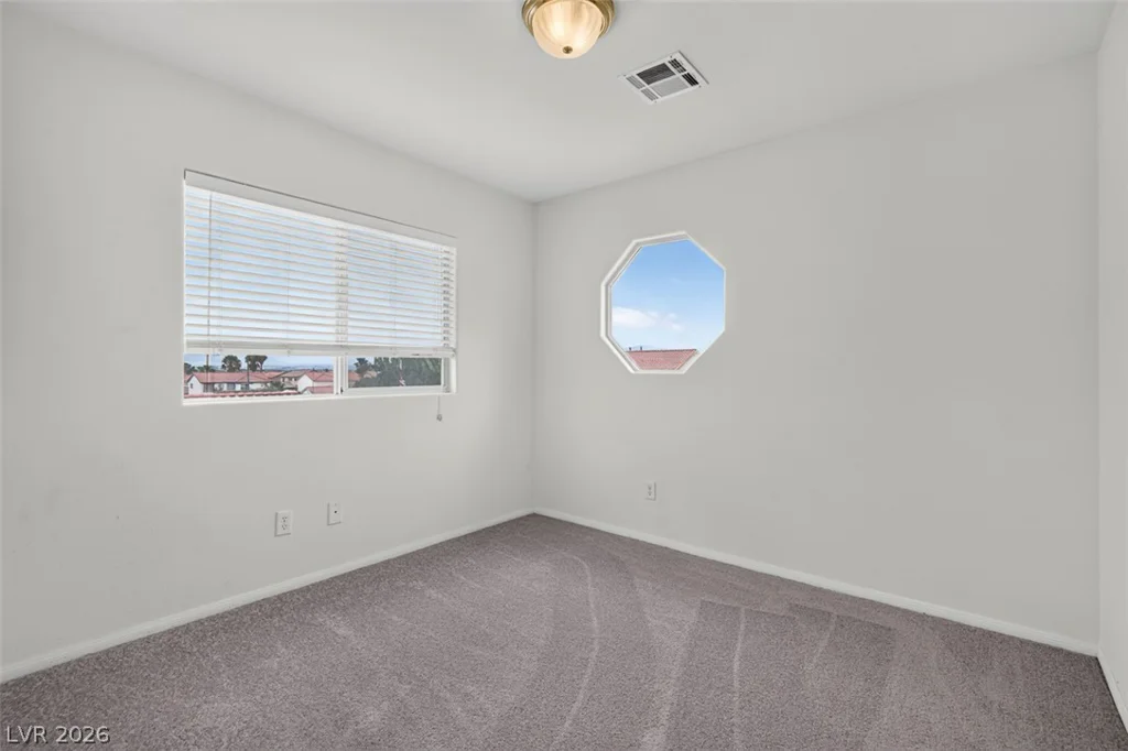 6483 New Brunswick, Las Vegas, NV 89110