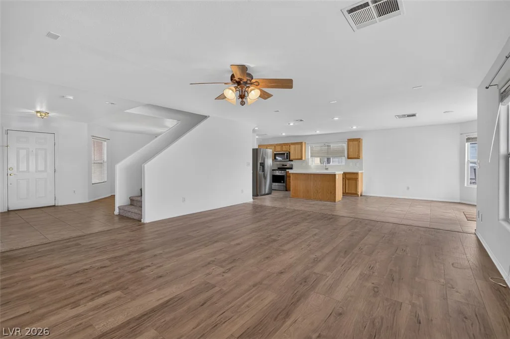 6483 New Brunswick, Las Vegas, NV 89110