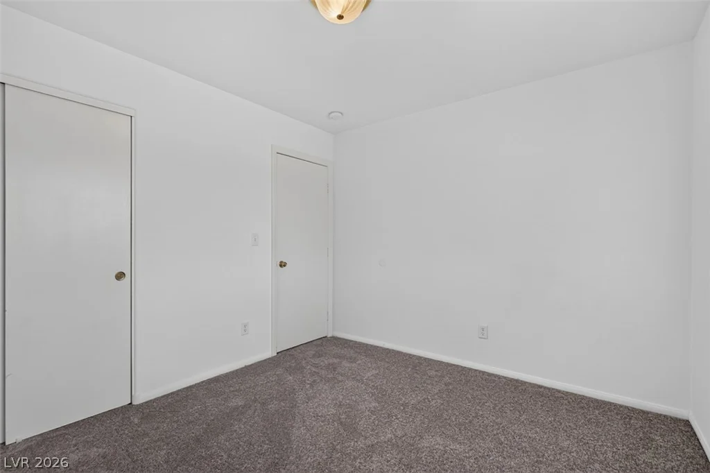 6483 New Brunswick, Las Vegas, NV 89110