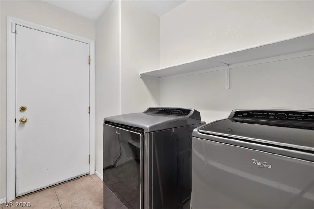 6483 New Brunswick, Las Vegas, NV 89110