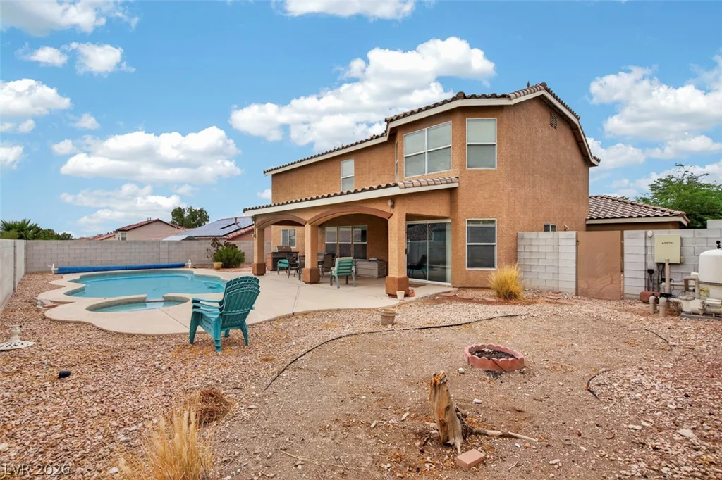6483 New Brunswick, Las Vegas, NV 89110