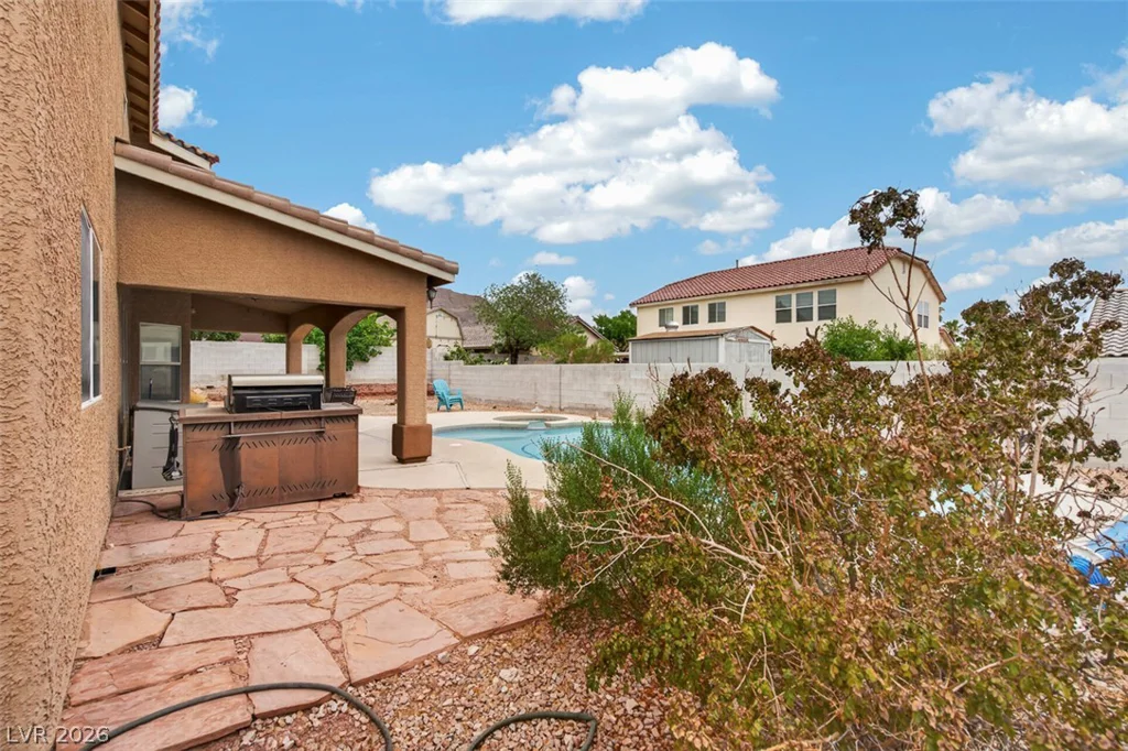 6483 New Brunswick, Las Vegas, NV 89110