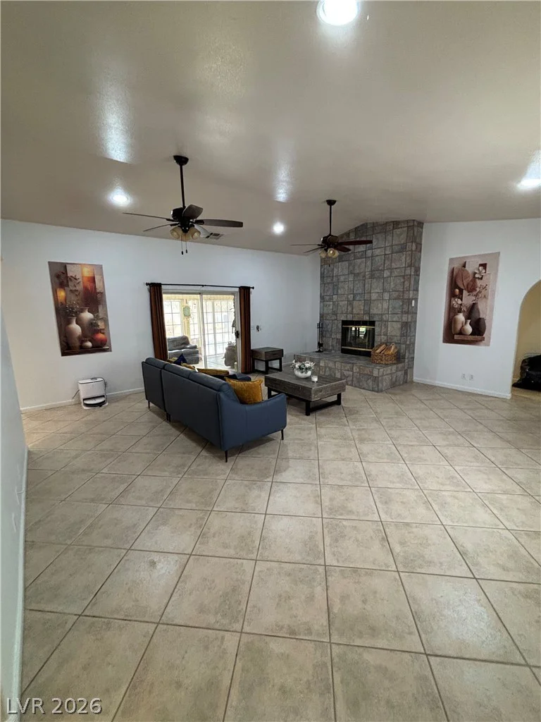 2481 Falcon, Pahrump, NV 89048