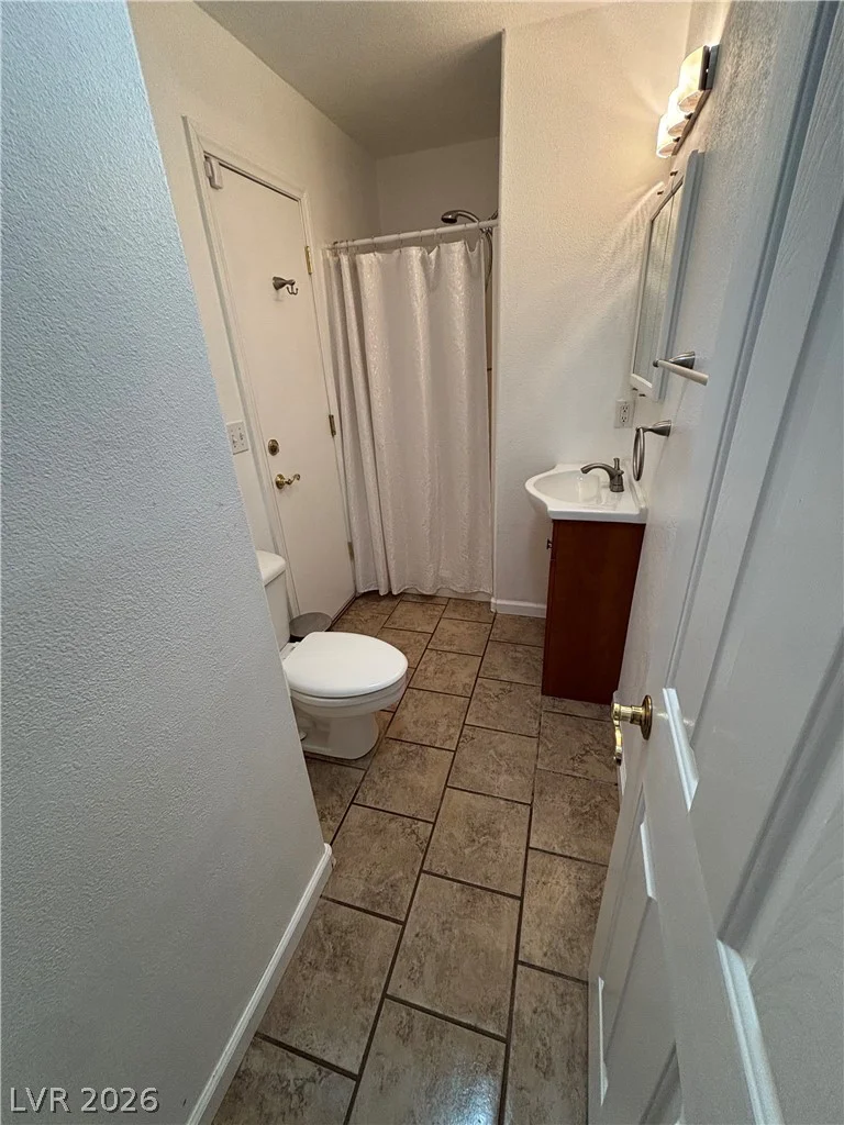 2481 Falcon, Pahrump, NV 89048
