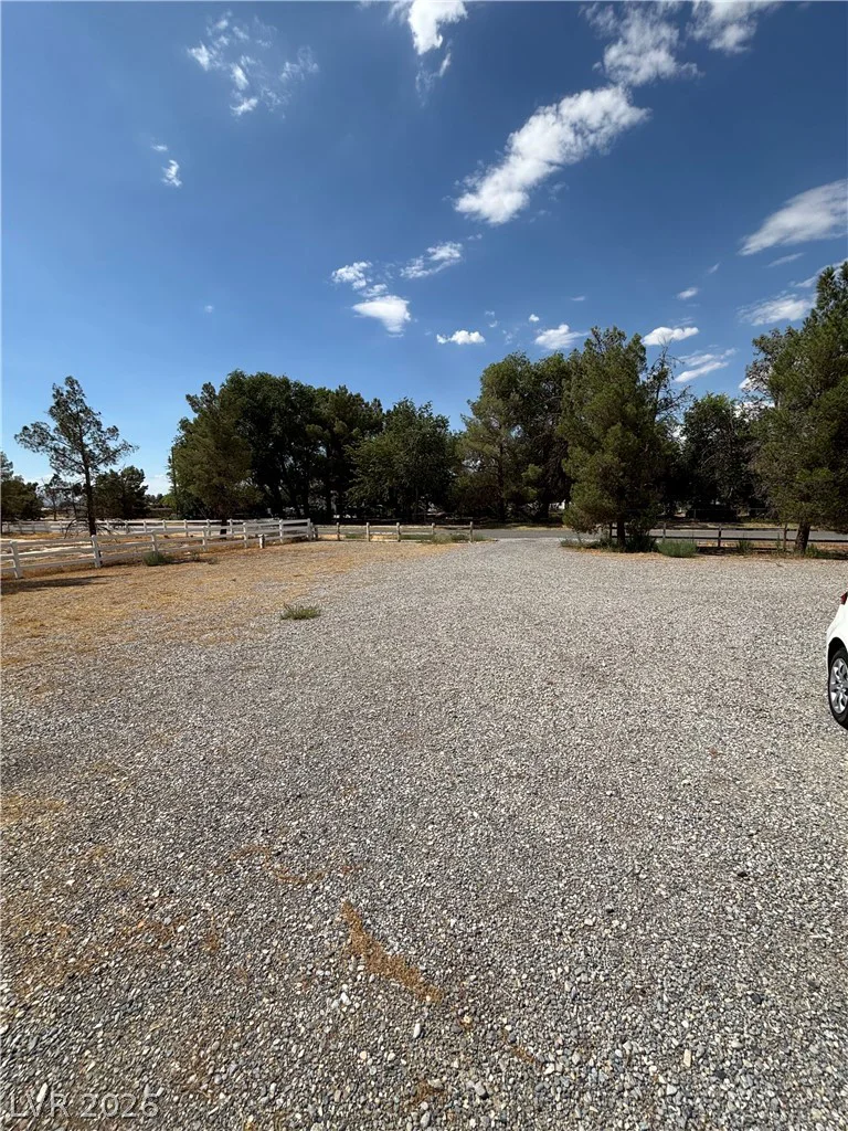 2481 Falcon, Pahrump, NV 89048