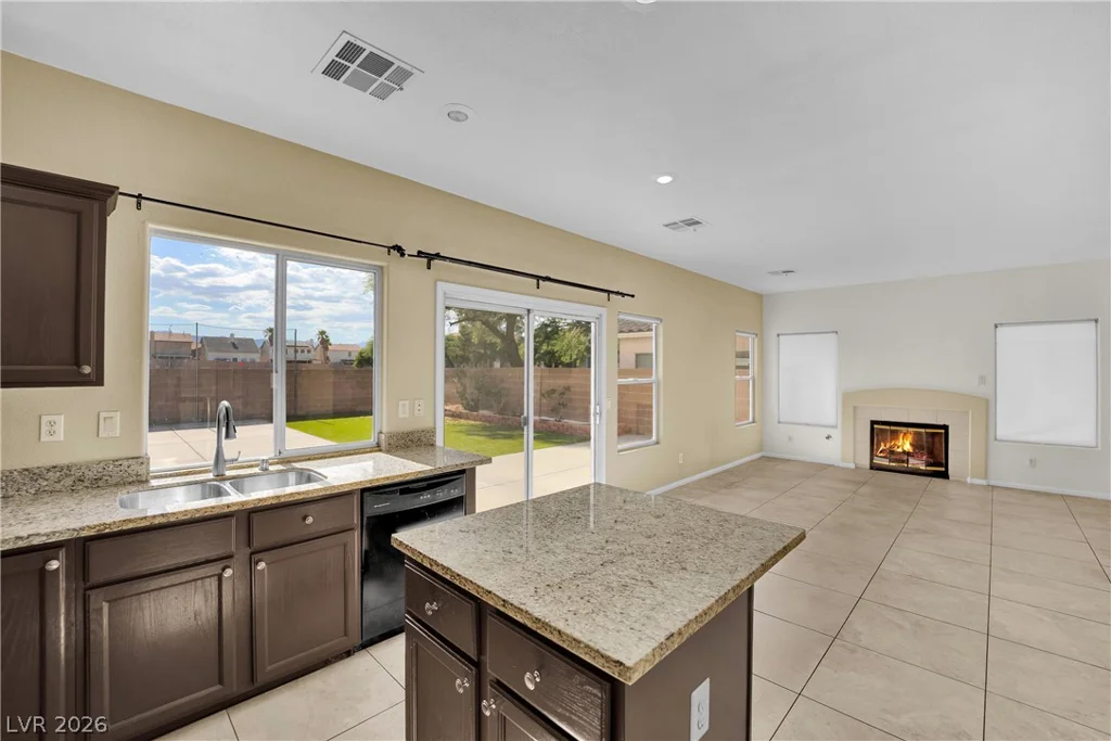 5823 Golden Wing, Las Vegas, NV 89113