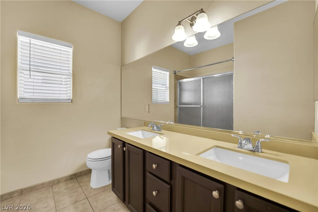 5823 Golden Wing, Las Vegas, NV 89113