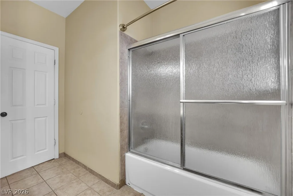 5823 Golden Wing, Las Vegas, NV 89113