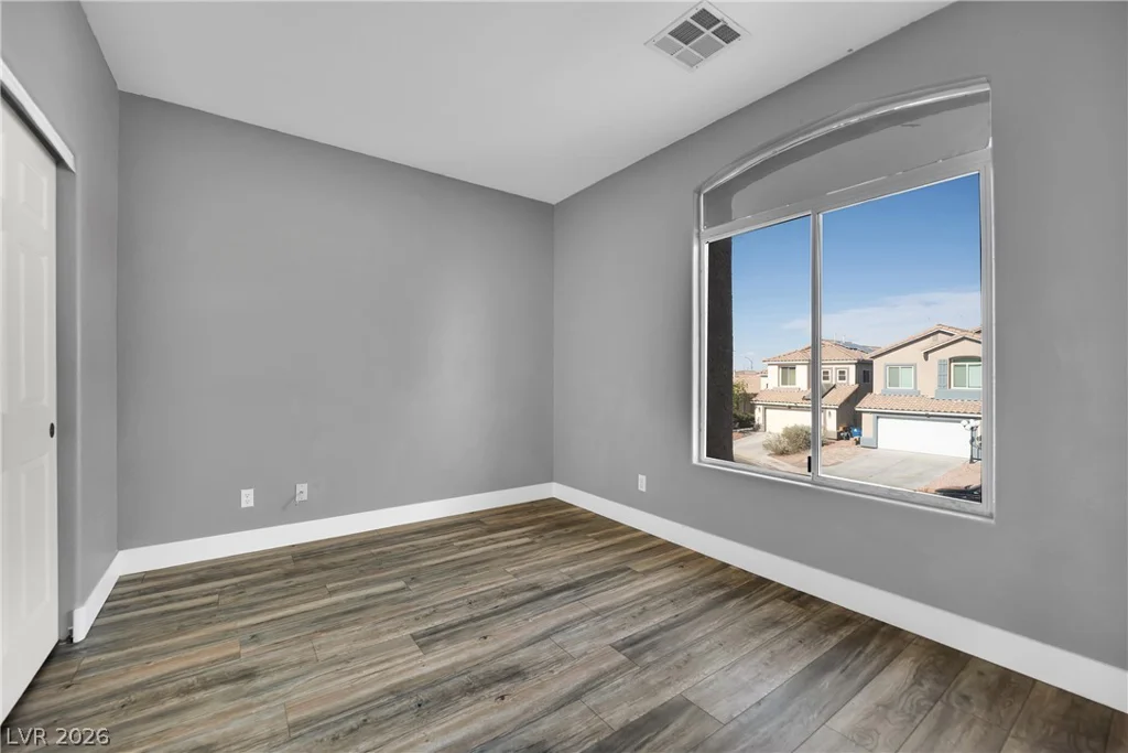 5823 Golden Wing, Las Vegas, NV 89113