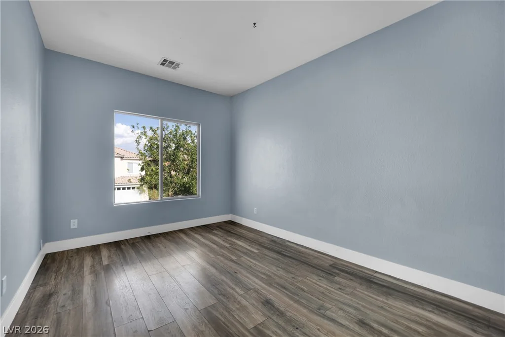 5823 Golden Wing, Las Vegas, NV 89113