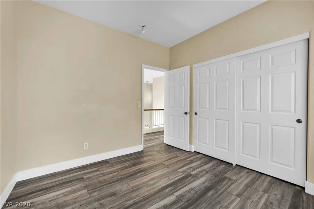 5823 Golden Wing, Las Vegas, NV 89113