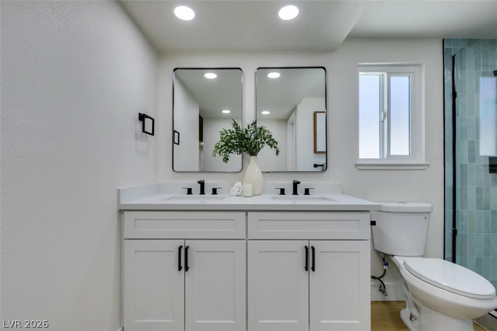 2389 Reno, Las Vegas, NV 89119