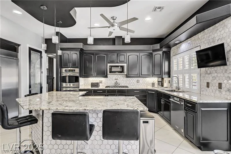 165 Inveraray, Henderson, NV 89074