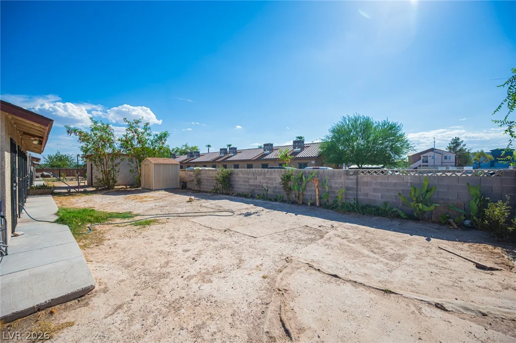 1524 Henry, Las Vegas, NV 89110