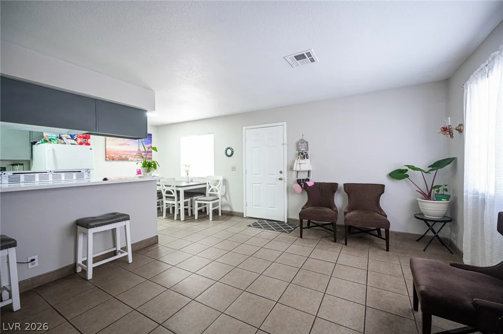 1524 Henry, Las Vegas, NV 89110