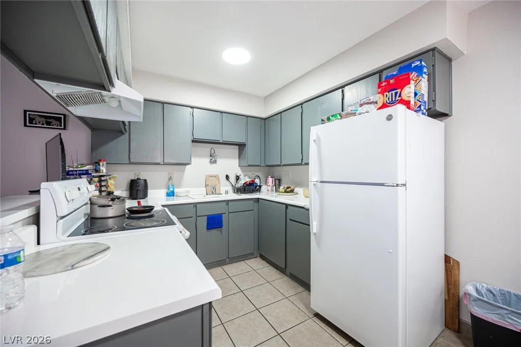 1524 Henry, Las Vegas, NV 89110