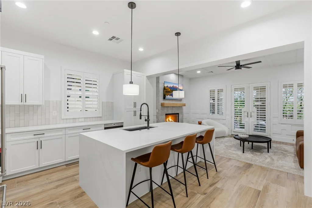 11280 Granite Ridge, Las Vegas, NV 89135