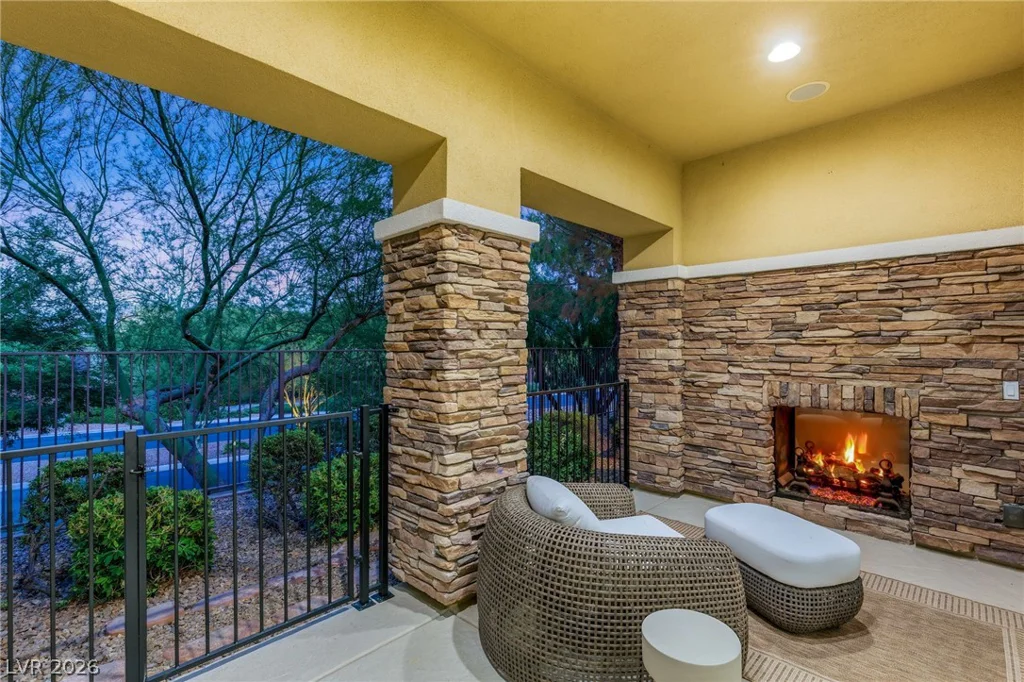 11280 Granite Ridge, Las Vegas, NV 89135