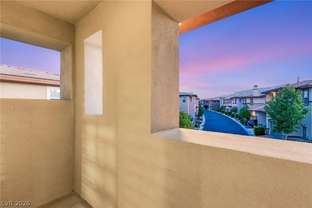 11280 Granite Ridge, Las Vegas, NV 89135