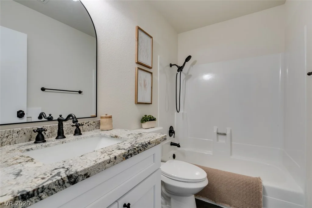 301 Misty Isle, Las Vegas, NV 89107