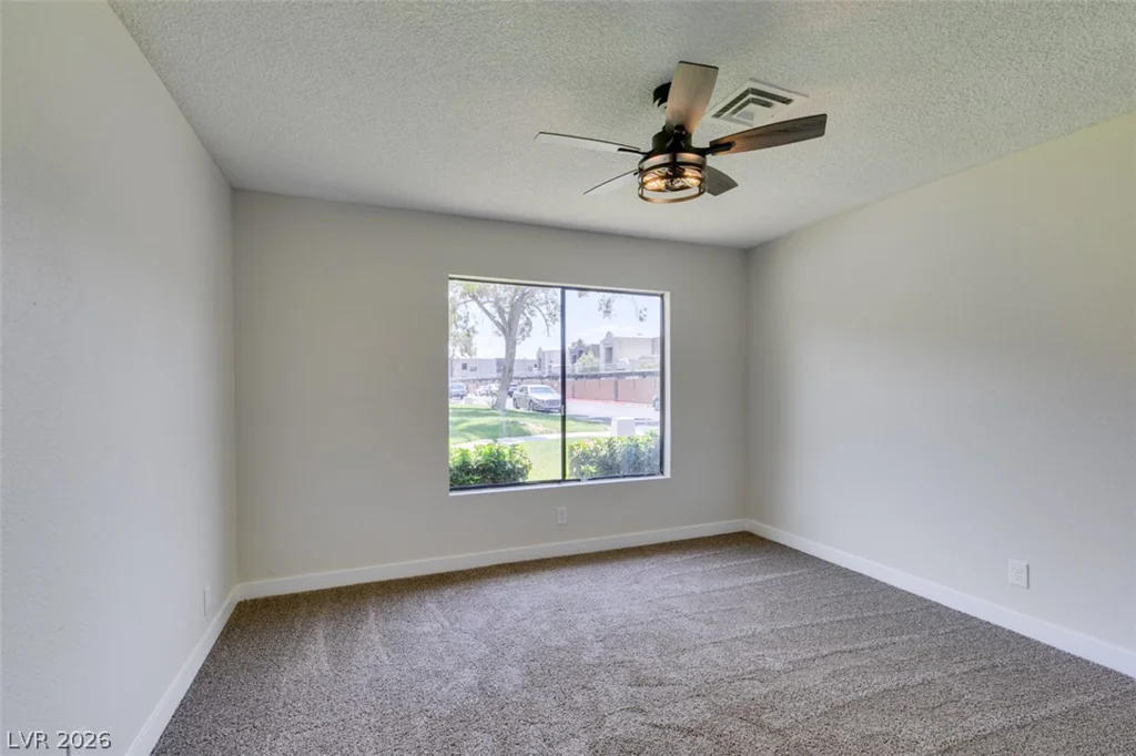 301 Misty Isle, Las Vegas, NV 89107