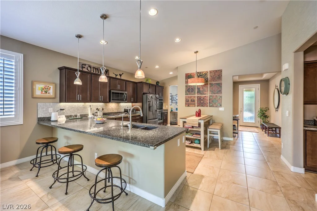 2641 Ornate Regiment, Henderson, NV 89044