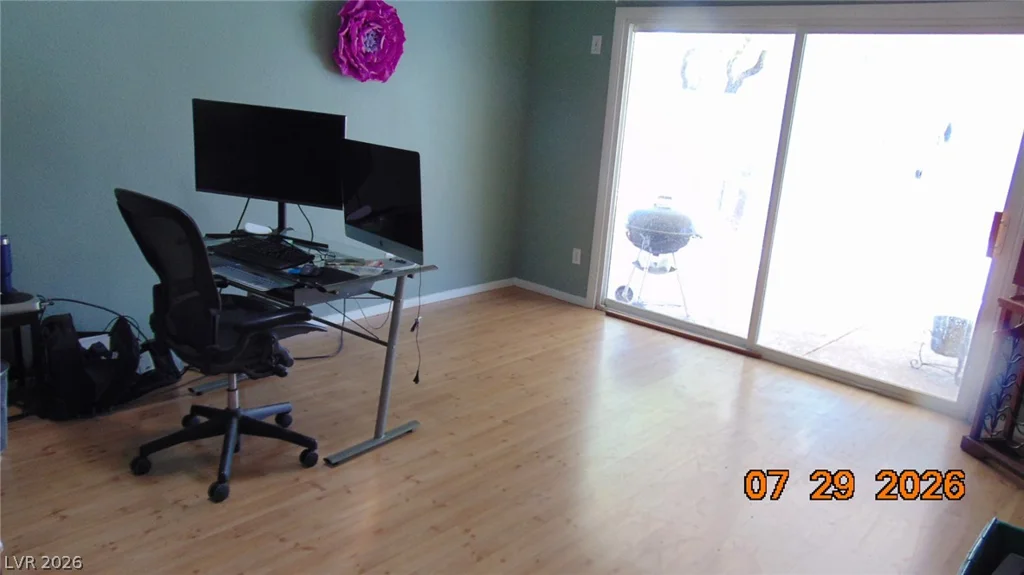 10071 Tanner Rapids, Las Vegas, NV 89148