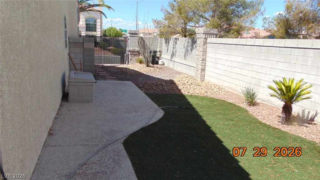 10071 Tanner Rapids, Las Vegas, NV 89148