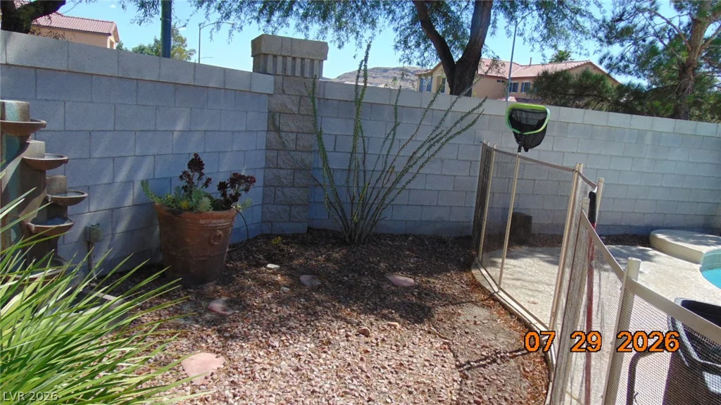 10071 Tanner Rapids, Las Vegas, NV 89148
