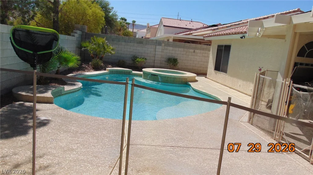 10071 Tanner Rapids, Las Vegas, NV 89148