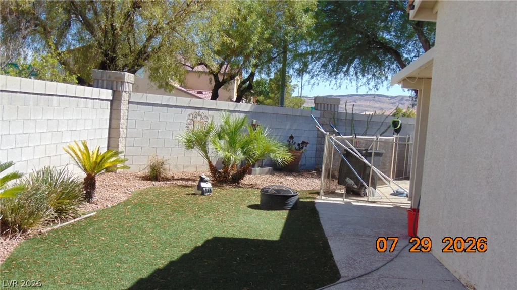 10071 Tanner Rapids, Las Vegas, NV 89148