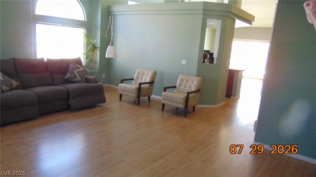 10071 Tanner Rapids, Las Vegas, NV 89148
