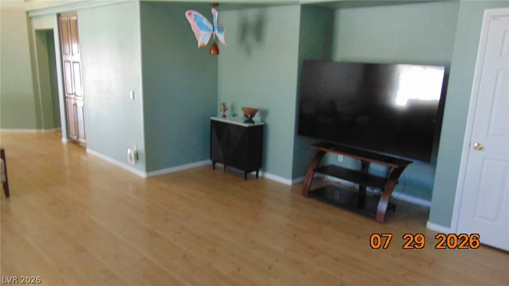 10071 Tanner Rapids, Las Vegas, NV 89148