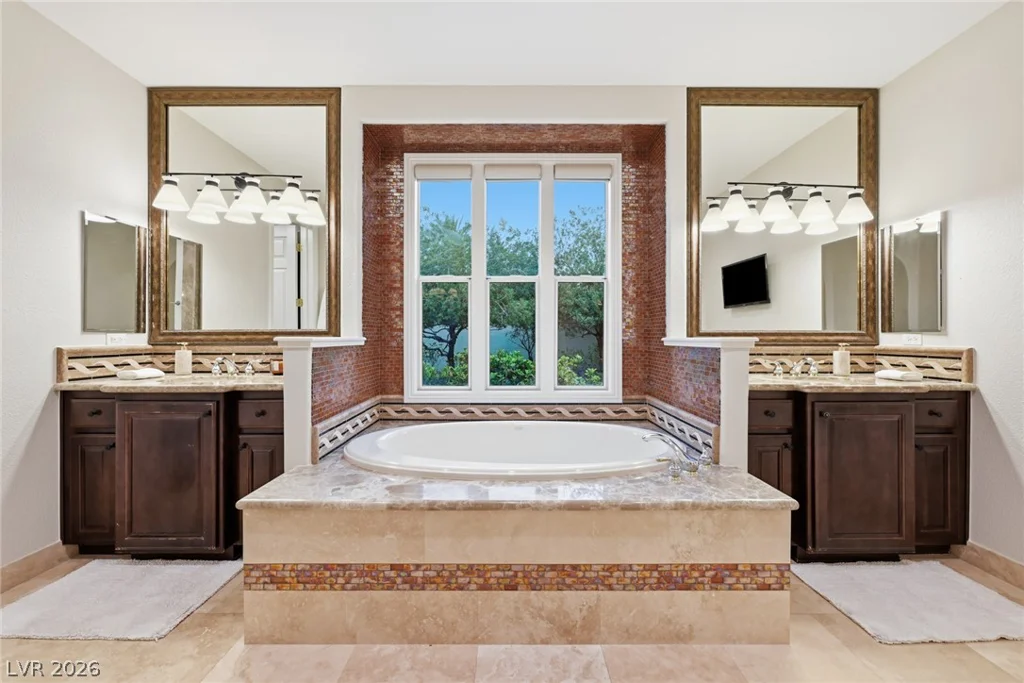 3381 Birchwood Park, Las Vegas, NV 89141
